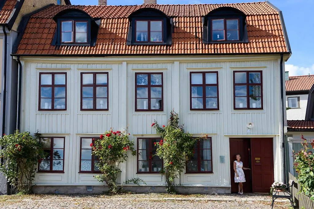 Kattrumpans B&B-1